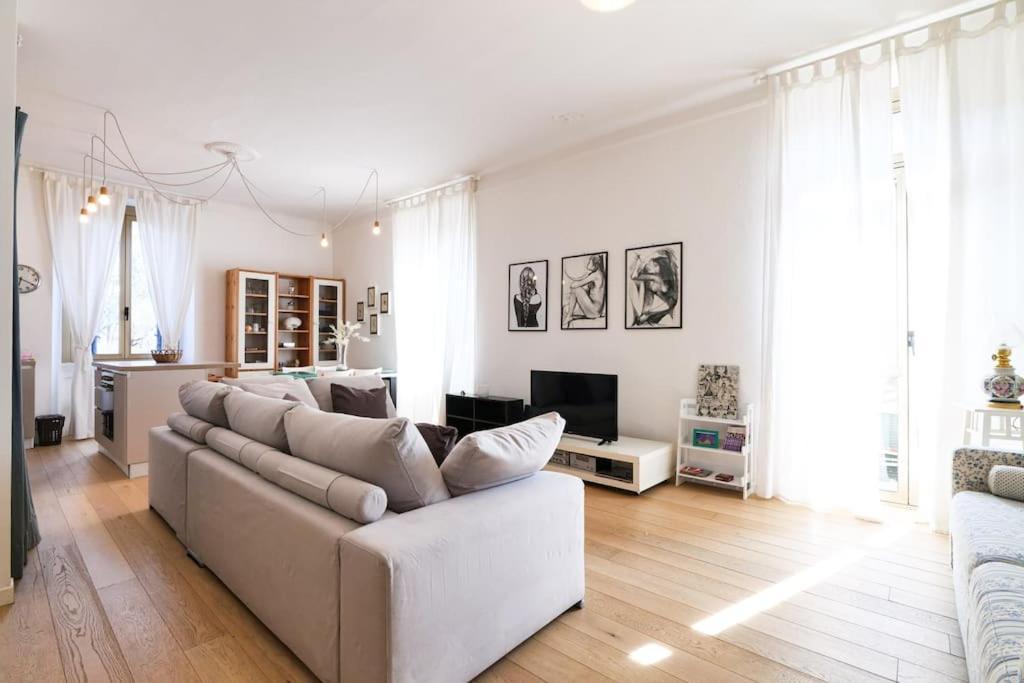 Appartement Primopiano - Rinuccini à Milan Extérieur photo