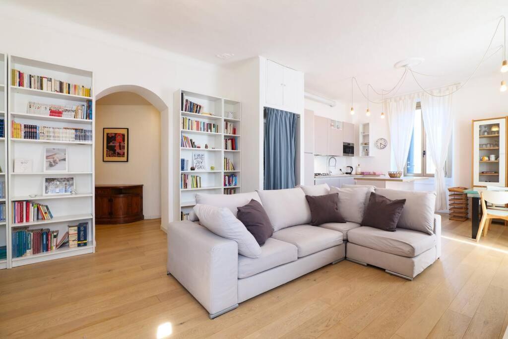 Appartement Primopiano - Rinuccini à Milan Extérieur photo