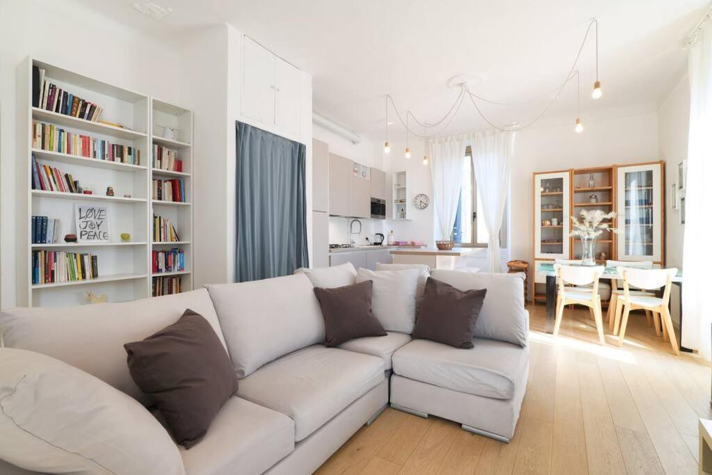 Appartement Primopiano - Rinuccini à Milan Extérieur photo