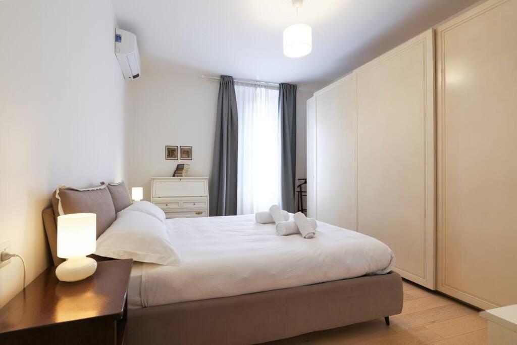 Appartement Primopiano - Rinuccini à Milan Extérieur photo