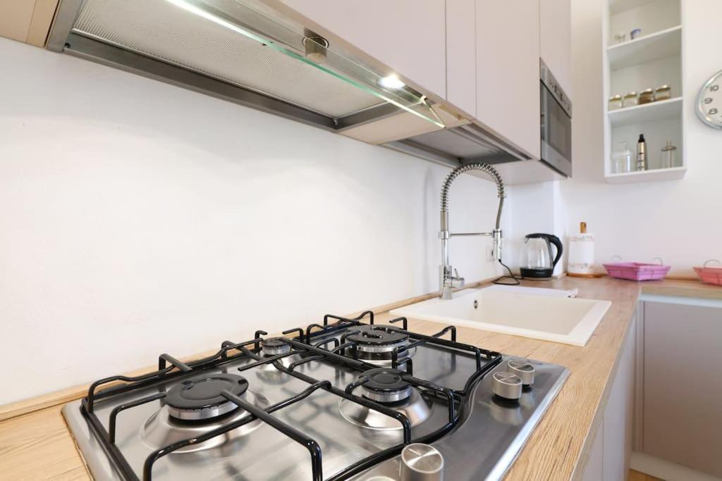Appartement Primopiano - Rinuccini à Milan Extérieur photo