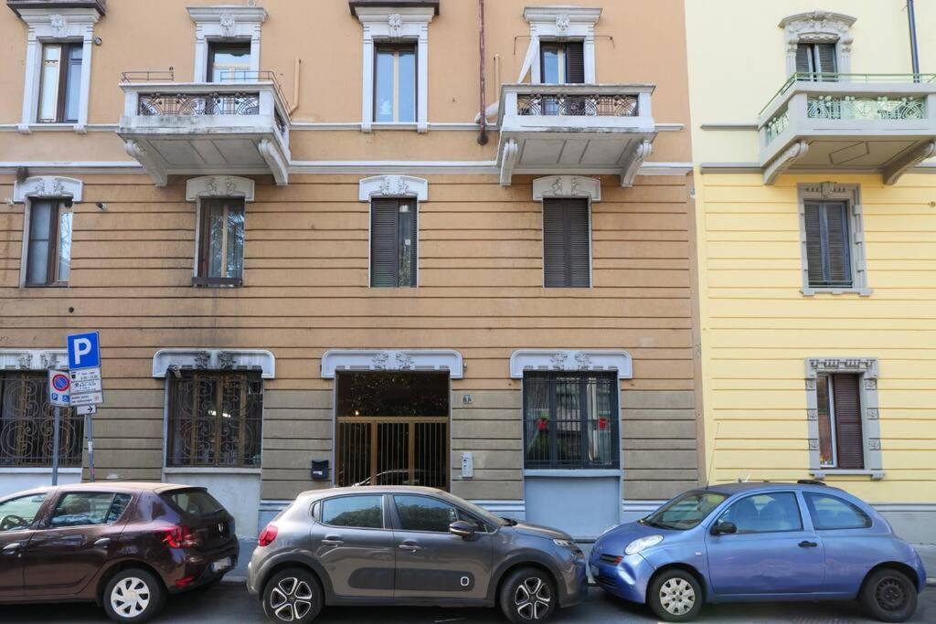 Appartement Primopiano - Rinuccini à Milan Extérieur photo