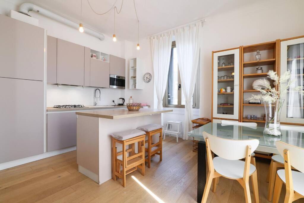 Appartement Primopiano - Rinuccini à Milan Extérieur photo