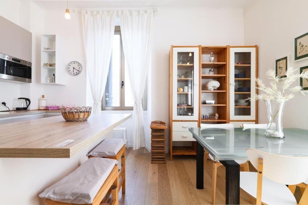 Appartement Primopiano - Rinuccini à Milan Extérieur photo