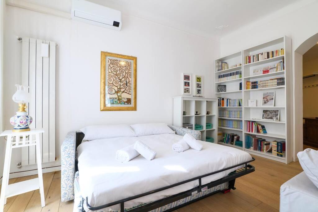 Appartement Primopiano - Rinuccini à Milan Extérieur photo
