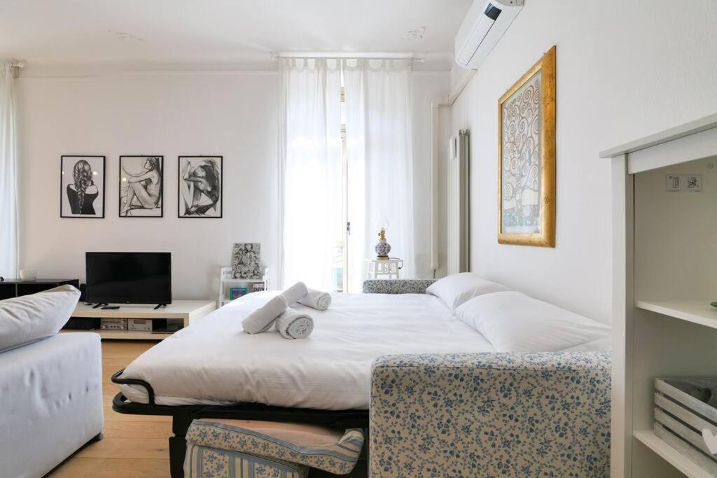 Appartement Primopiano - Rinuccini à Milan Extérieur photo