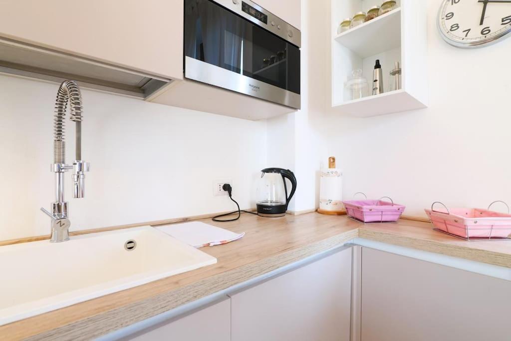 Appartement Primopiano - Rinuccini à Milan Extérieur photo